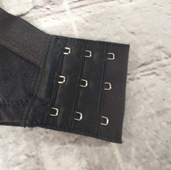 Anita NWT Maternity Black Underwire Nursing Bra 42 H - Picture 7 of 11